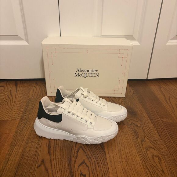 Alexander McQueen Court Trainer in White/Black Size 39 - Picture 2 of 7